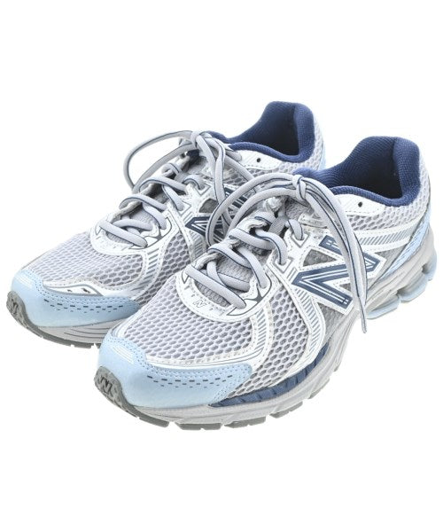 New Balance รองเท้าผ้าใบ