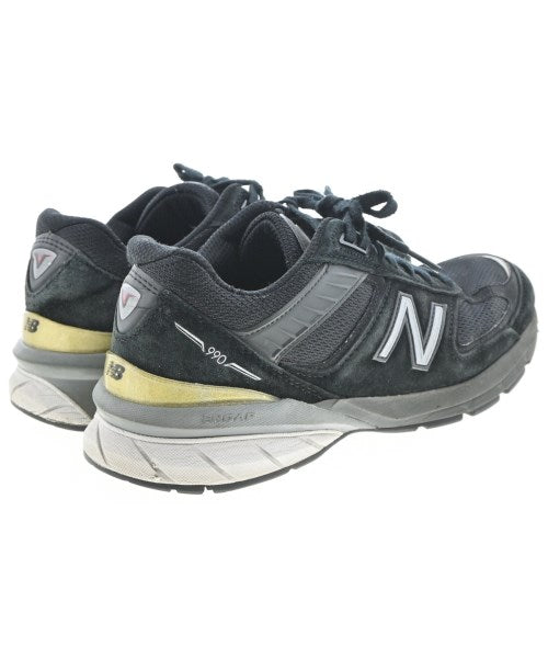 New Balance รองเท้าผ้าใบ