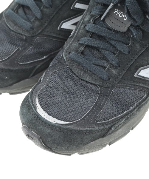 New Balance รองเท้าผ้าใบ