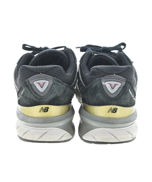 New Balance รองเท้าผ้าใบ
