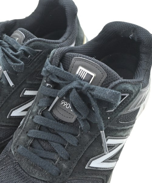 New Balance รองเท้าผ้าใบ