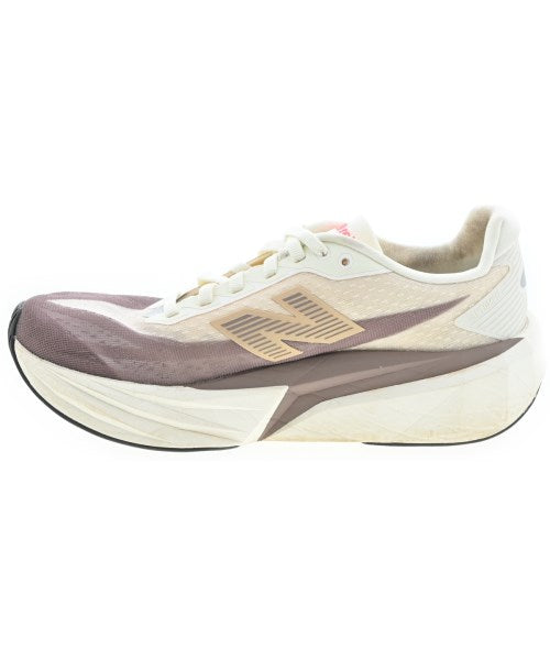 New Balance รองเท้าผ้าใบ