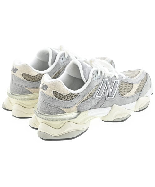 New Balance รองเท้าผ้าใบ