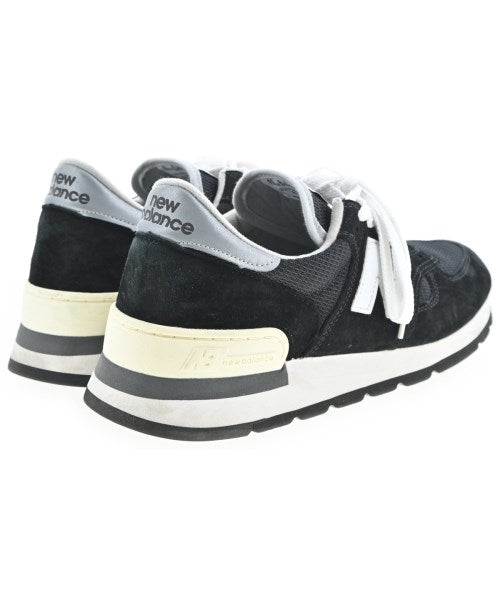 New Balance รองเท้าผ้าใบ