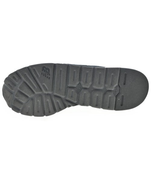 New Balance รองเท้าผ้าใบ