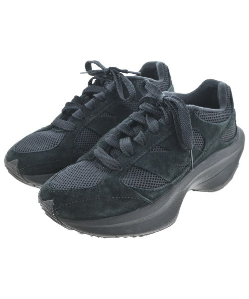 New Balance รองเท้าผ้าใบ