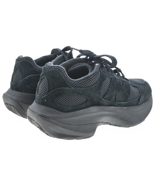 New Balance รองเท้าผ้าใบ