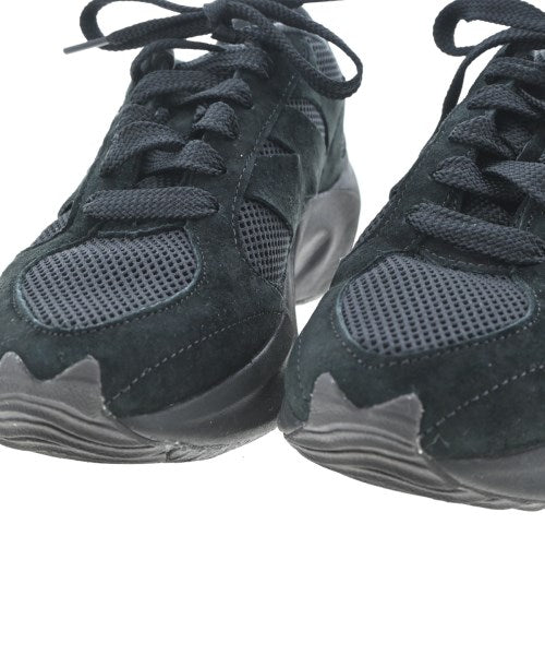 New Balance รองเท้าผ้าใบ