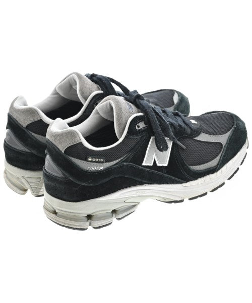 New Balance รองเท้าผ้าใบ