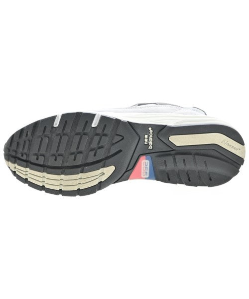 New Balance รองเท้าผ้าใบ