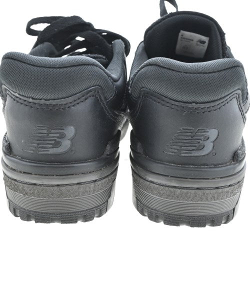 New Balance รองเท้าผ้าใบ