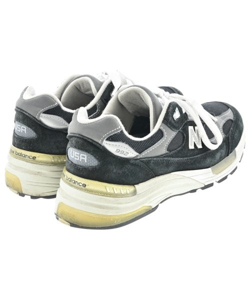 New Balance รองเท้าผ้าใบ