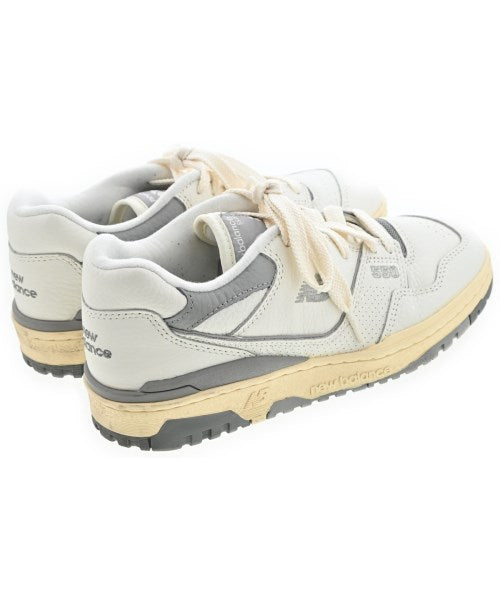 New Balance รองเท้าผ้าใบ