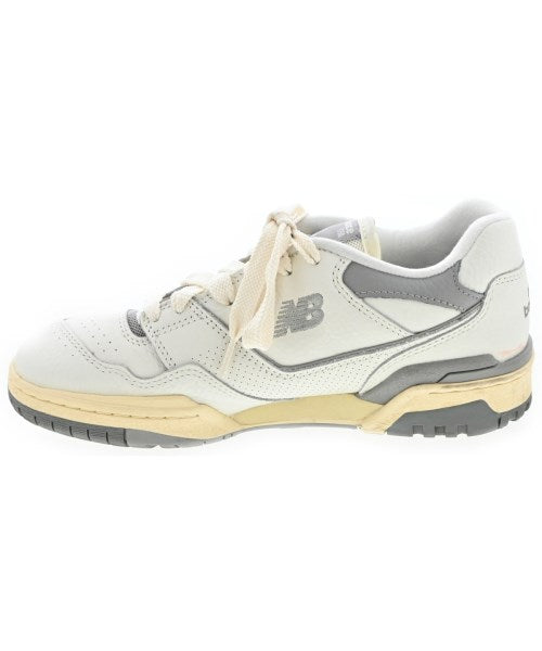 New Balance รองเท้าผ้าใบ
