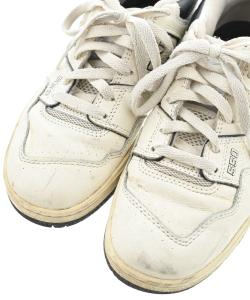 New Balance รองเท้าผ้าใบ