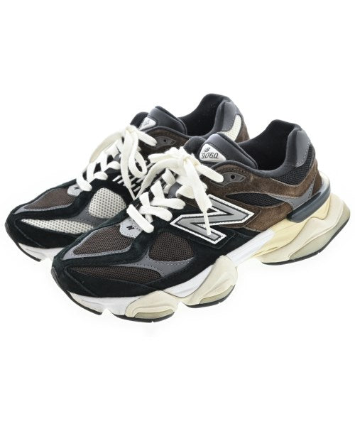 New Balance รองเท้าผ้าใบ
