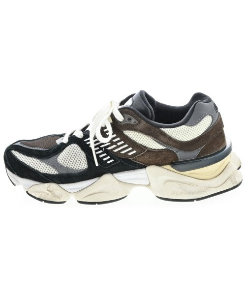 New Balance รองเท้าผ้าใบ