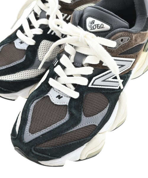 New Balance รองเท้าผ้าใบ