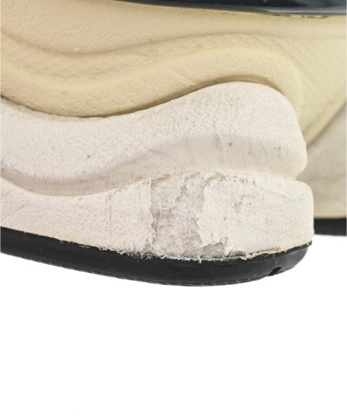 New Balance รองเท้าผ้าใบ