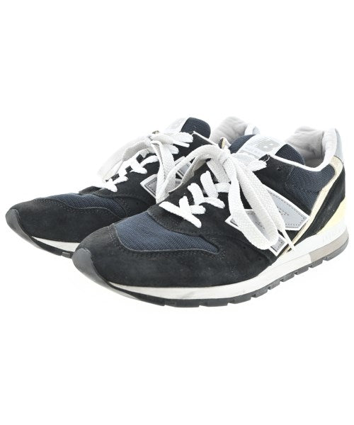New Balance รองเท้าผ้าใบ
