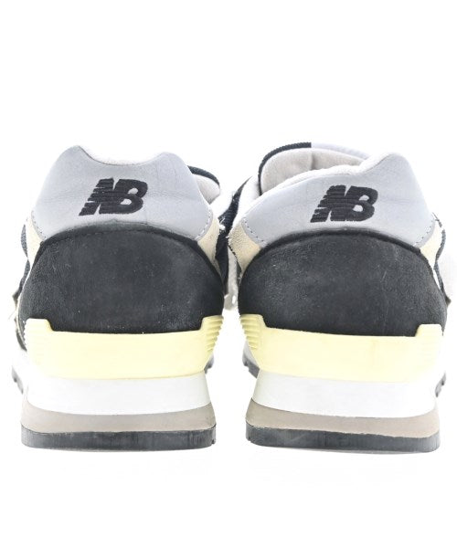 New Balance รองเท้าผ้าใบ
