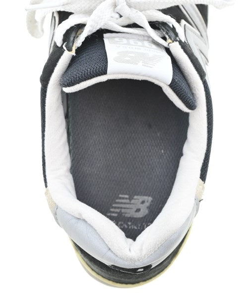 New Balance รองเท้าผ้าใบ