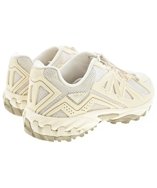New Balance รองเท้าผ้าใบ