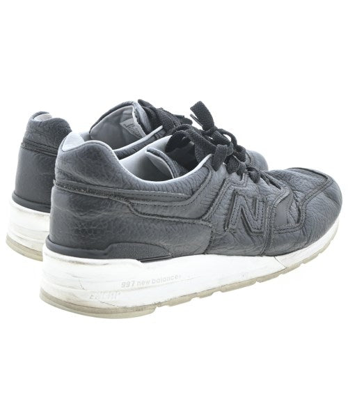 New Balance รองเท้าผ้าใบ