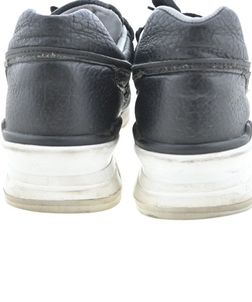 New Balance รองเท้าผ้าใบ