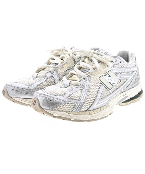 New Balance รองเท้าผ้าใบ