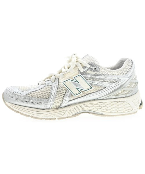 New Balance รองเท้าผ้าใบ