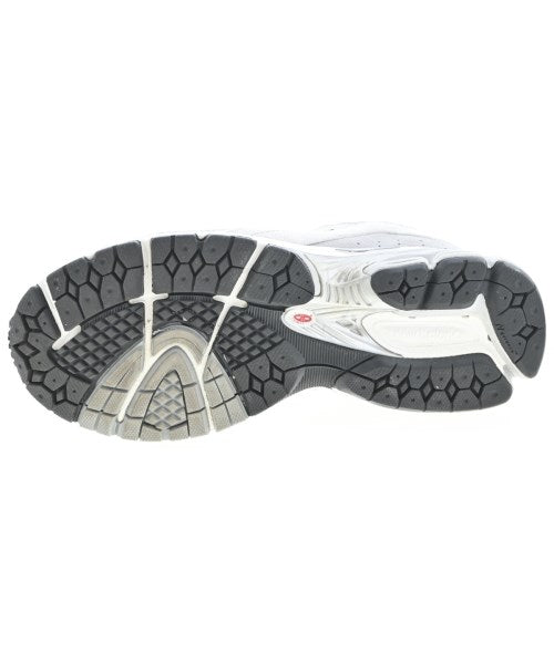 New Balance รองเท้าผ้าใบ
