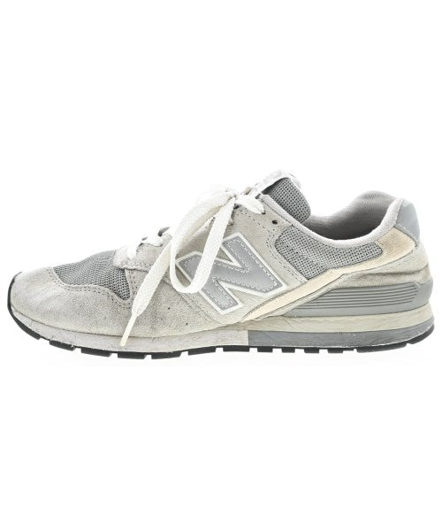 New Balance รองเท้าผ้าใบ