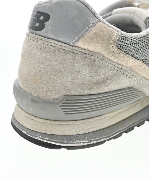 New Balance รองเท้าผ้าใบ
