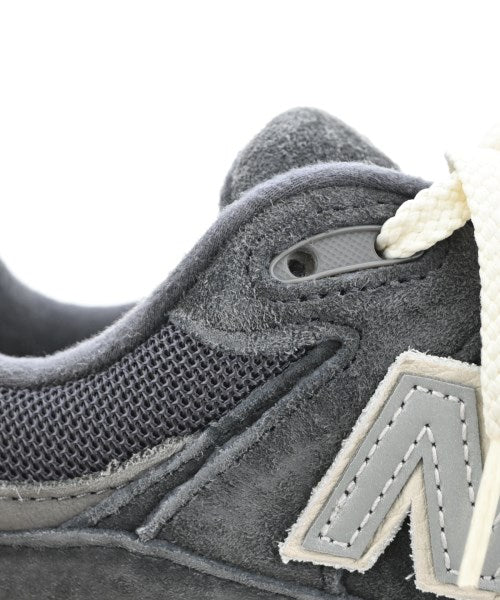 New Balance รองเท้าผ้าใบ