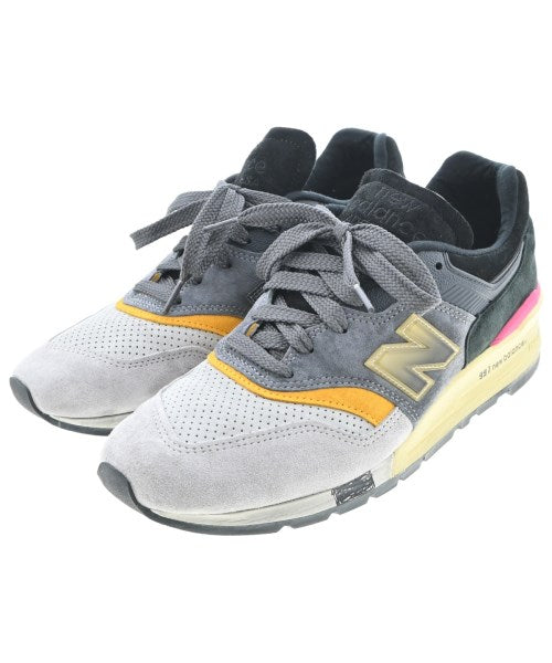 New Balance รองเท้าผ้าใบ