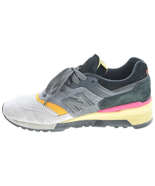 New Balance รองเท้าผ้าใบ