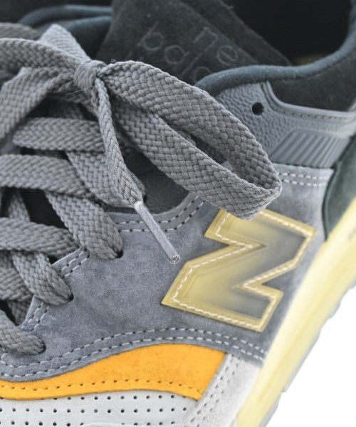 New Balance รองเท้าผ้าใบ