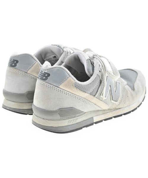 New Balance รองเท้าผ้าใบ