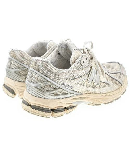 New Balance รองเท้าผ้าใบ