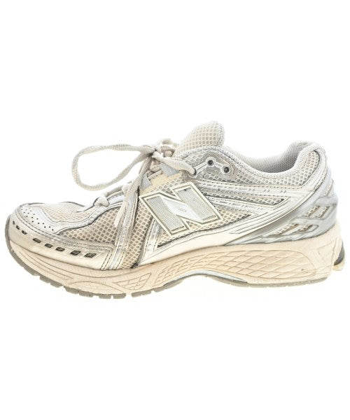 New Balance รองเท้าผ้าใบ