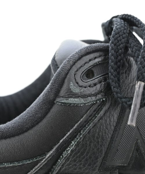 New Balance รองเท้าผ้าใบ