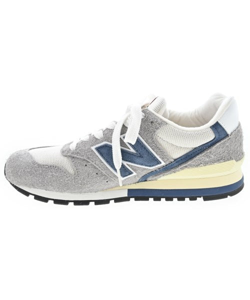 New Balance รองเท้าผ้าใบ