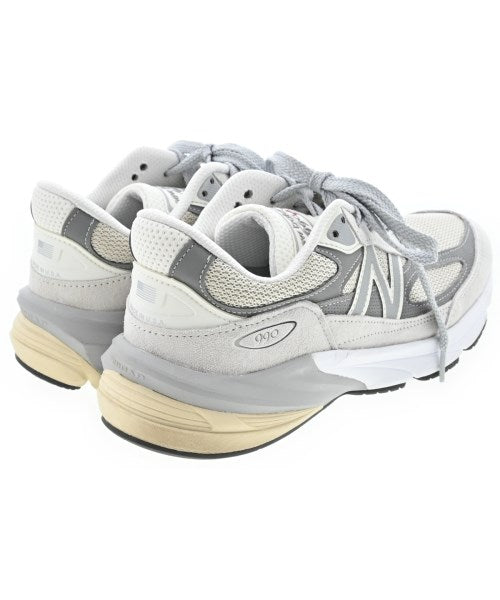 New Balance รองเท้าผ้าใบ
