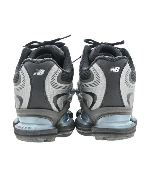 New Balance รองเท้าผ้าใบ