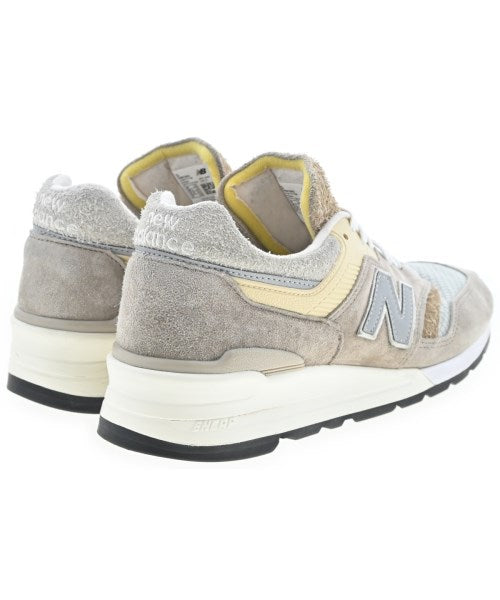 New Balance รองเท้าผ้าใบ