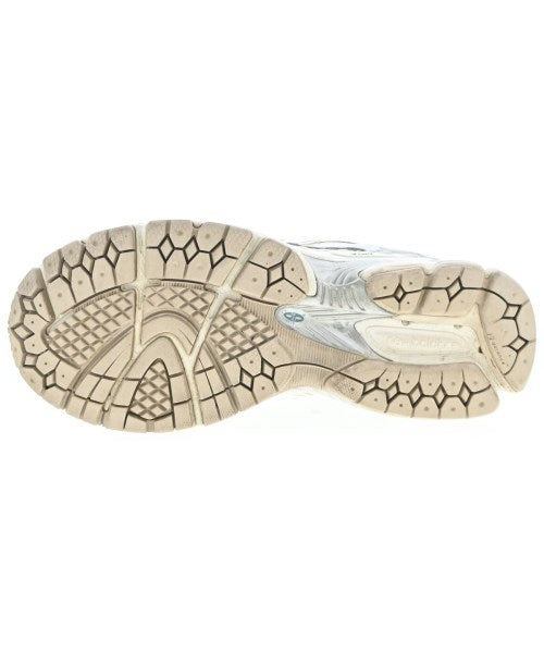 New Balance รองเท้าผ้าใบ