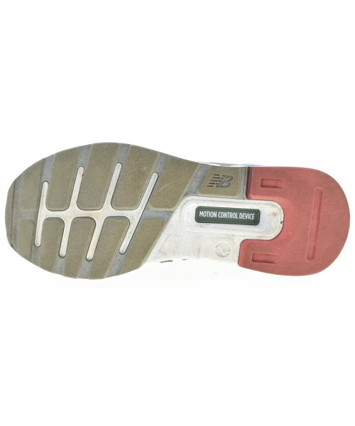 New Balance รองเท้าผ้าใบ