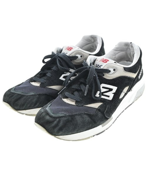 New Balance รองเท้าผ้าใบ
