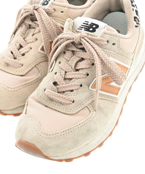 New Balance รองเท้าผ้าใบ